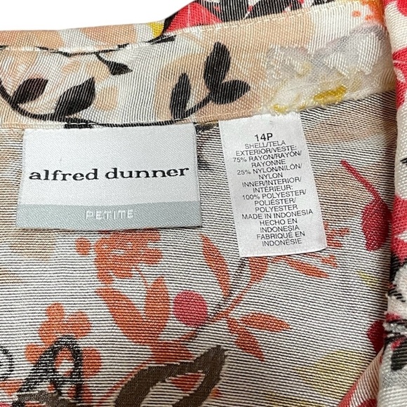 Alfred Dunner Floral Semi Sheer Blouse Button Up Top 3/4 Sleeve Size 14P - Picture 5 of 6